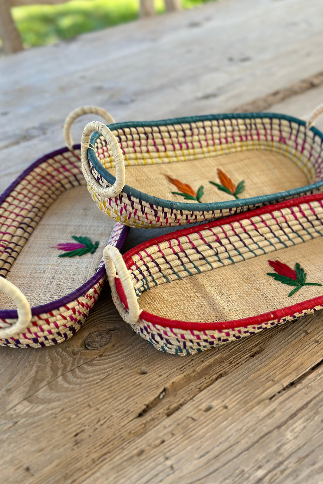 H. DEIÁ · Bread basket