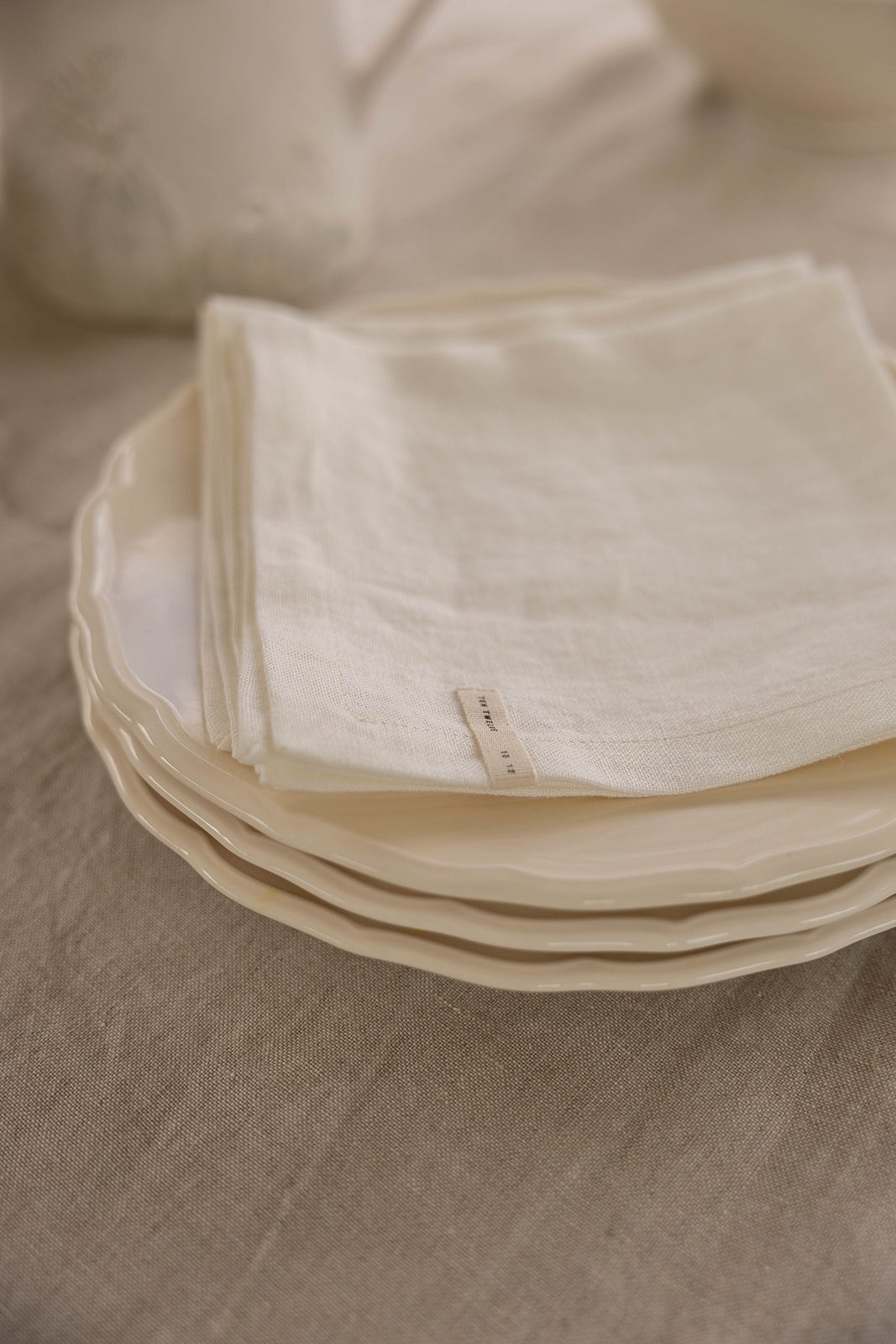 H. SERRA · Napkins