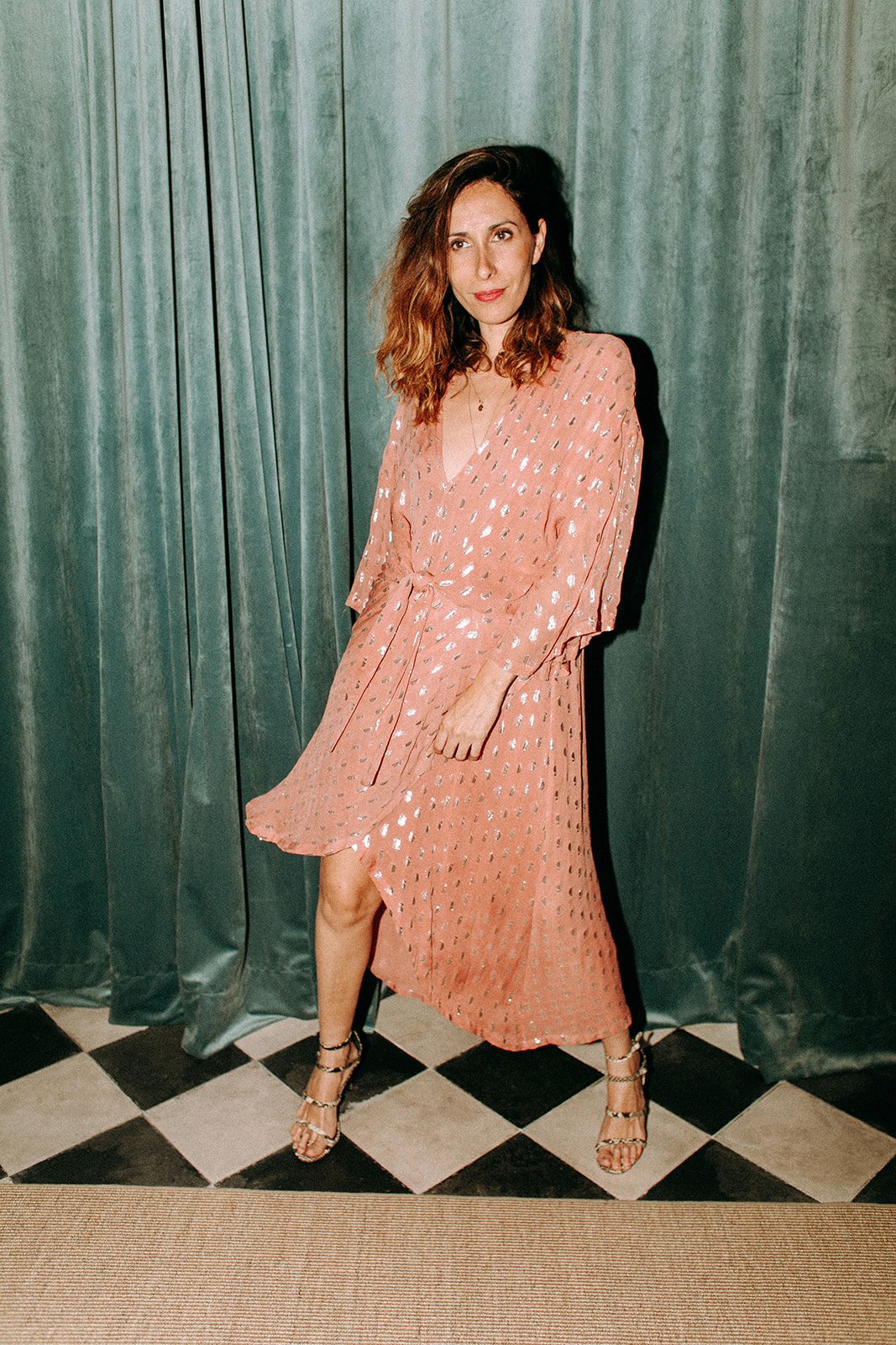 SYLVANNA · Vestido asimétrico