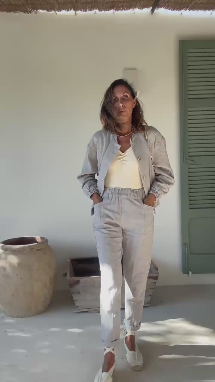 Load video: BALBINA & GRACIANA LIGHT BLUE BTG