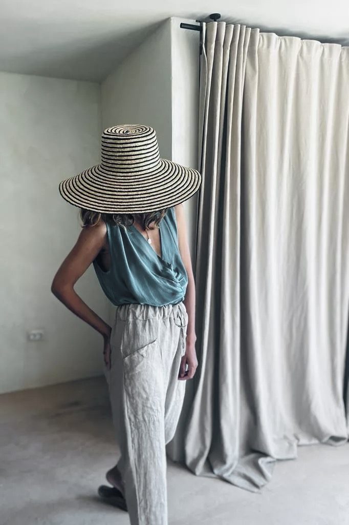 PETUNIA · Top