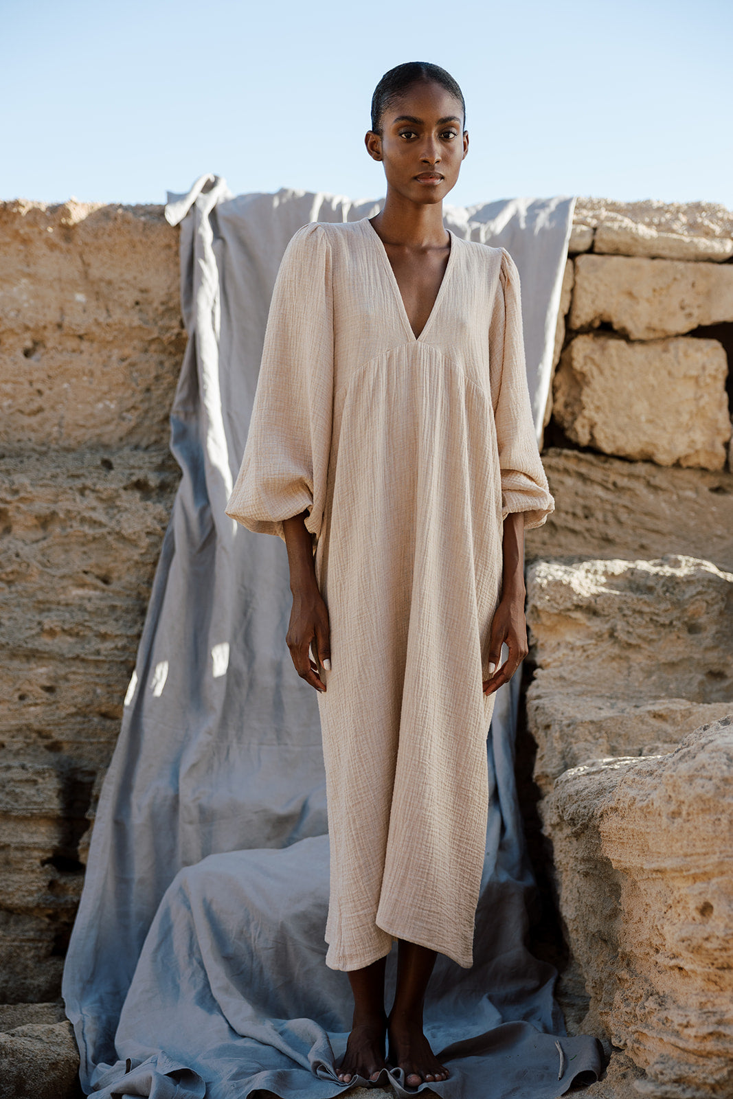 Inés · dress