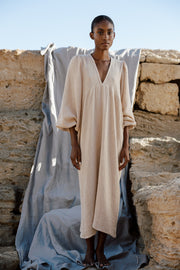 Inés · dress