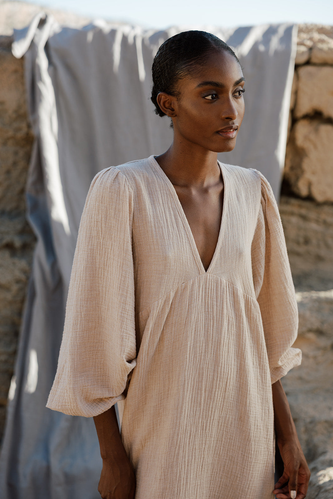 Inés · dress