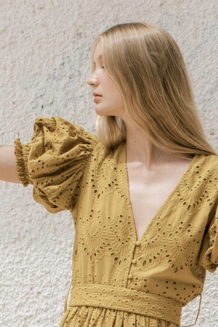 FRANCESCA · Besticktes Kleid