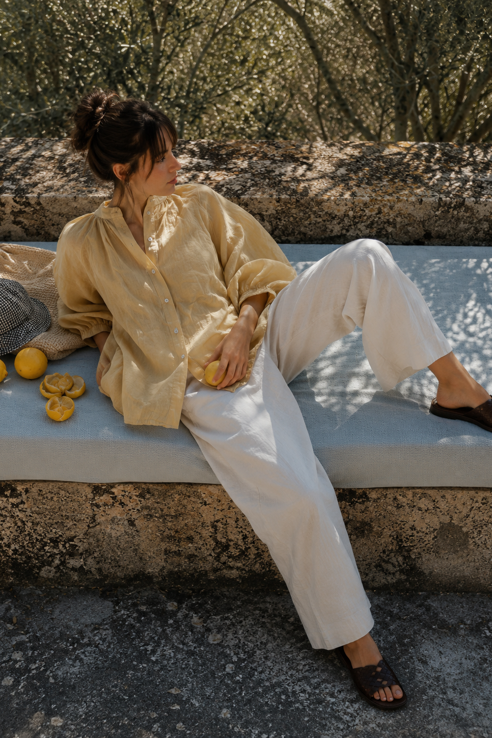 CALA · Camisa bordada
