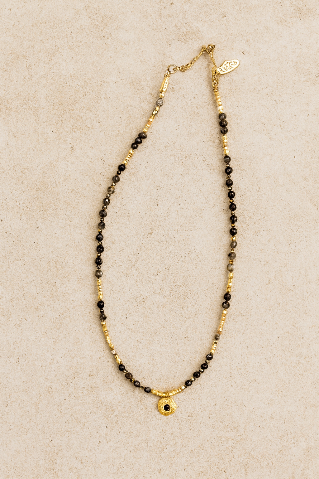 OJO DE RA • Collar