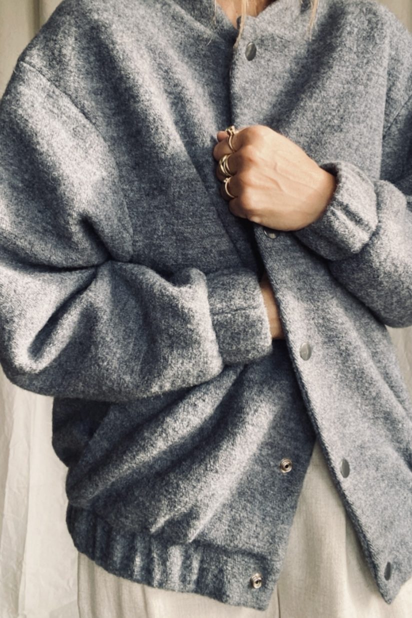 GENOWVA · Bomber