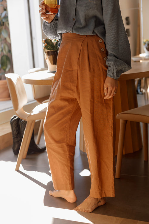 LAUREN LINO · Pantalón