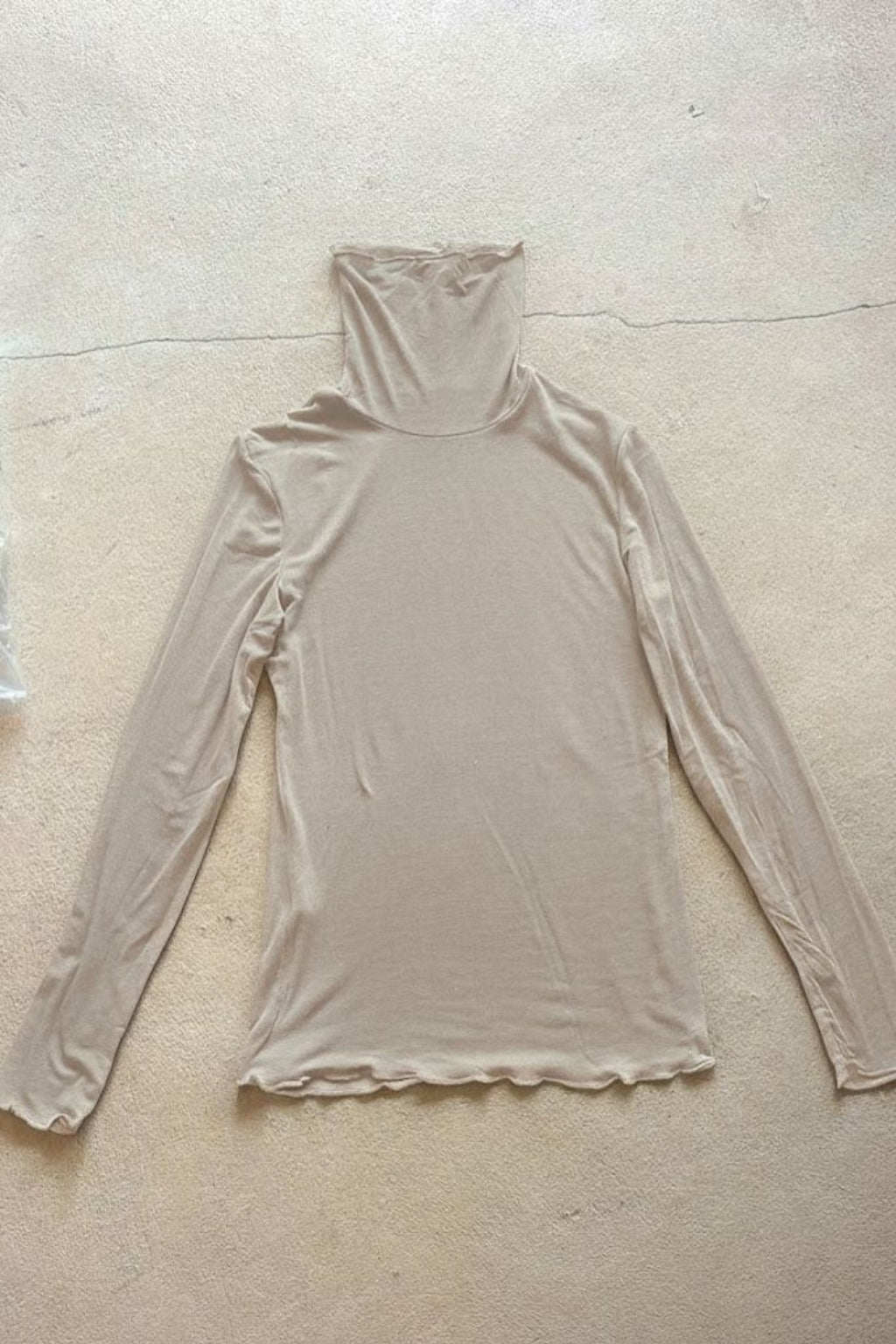 CELINA • Camiseta cuello alto