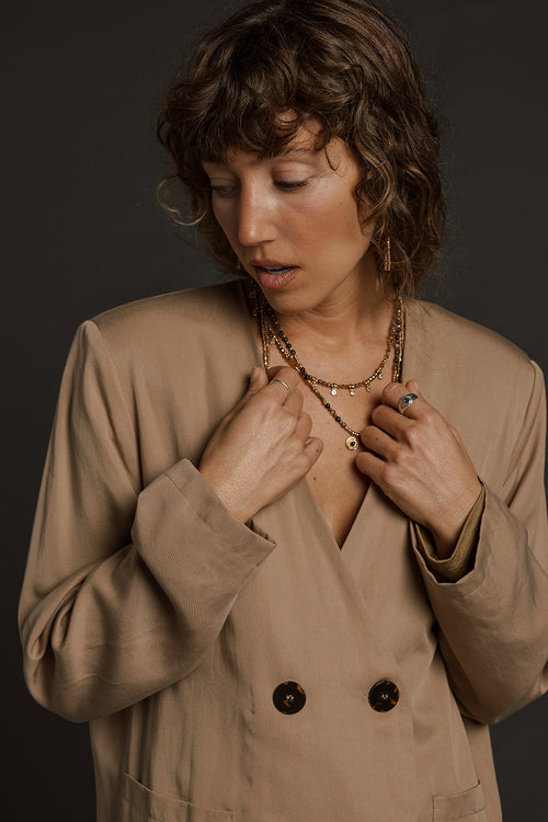 BERNADE TENCEL · Americana