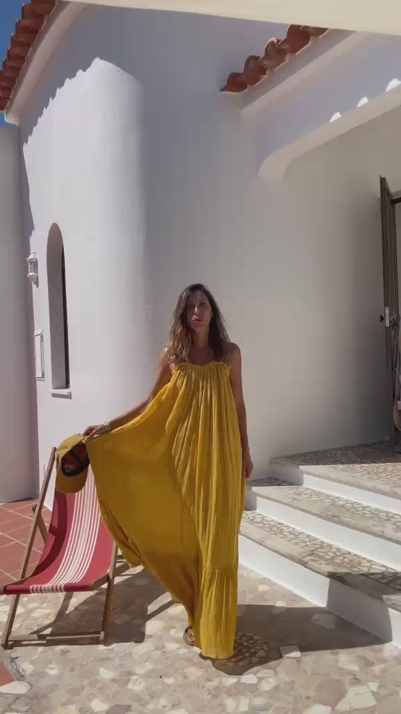 Cargar vídeo: TILDA · Vestido