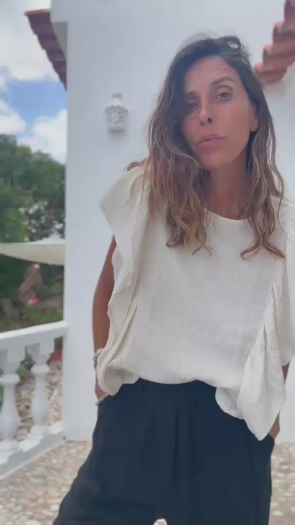 Load video: ALEXA • Pants
