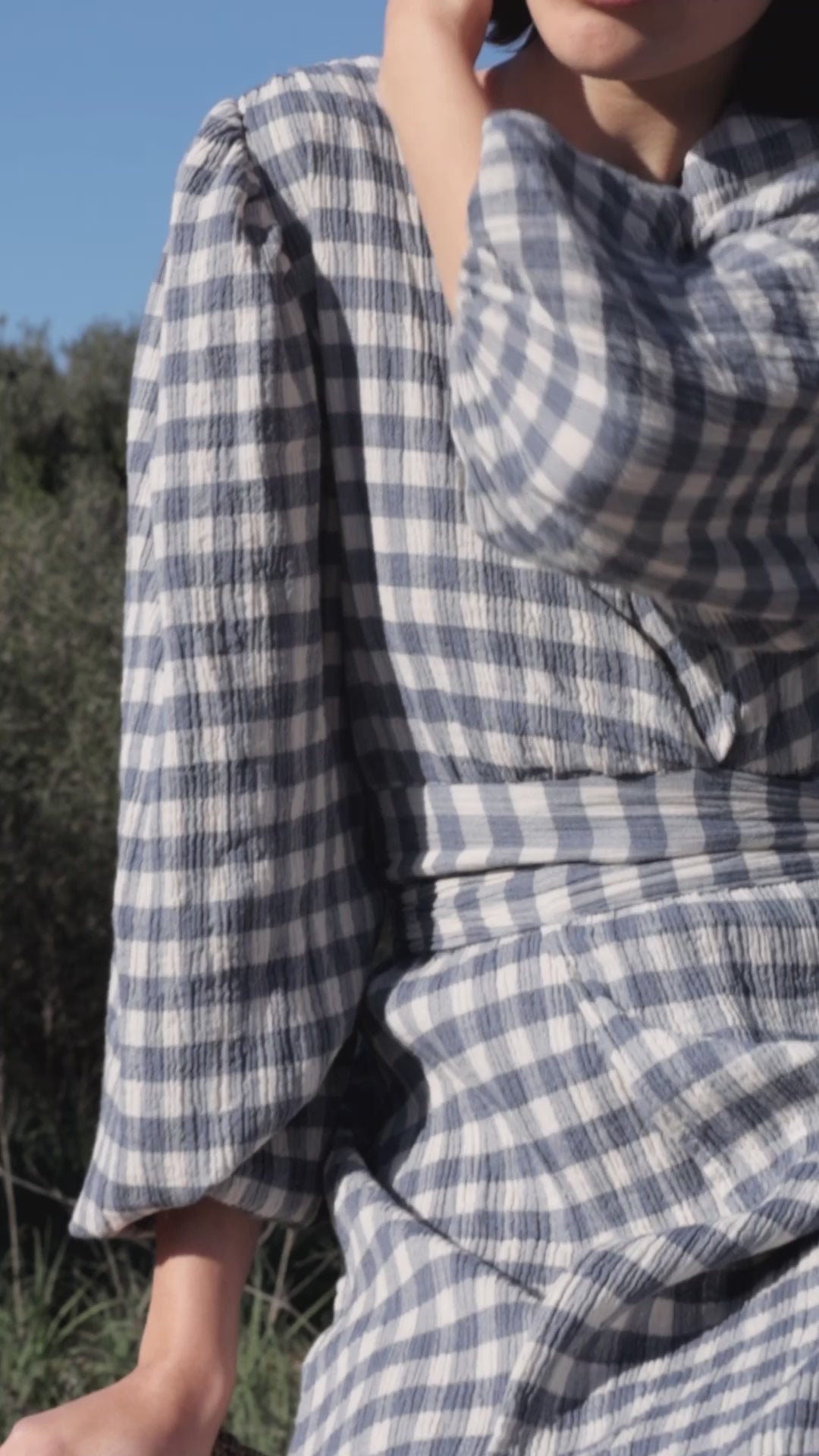 Cargar vídeo: NATALIA · Vestido