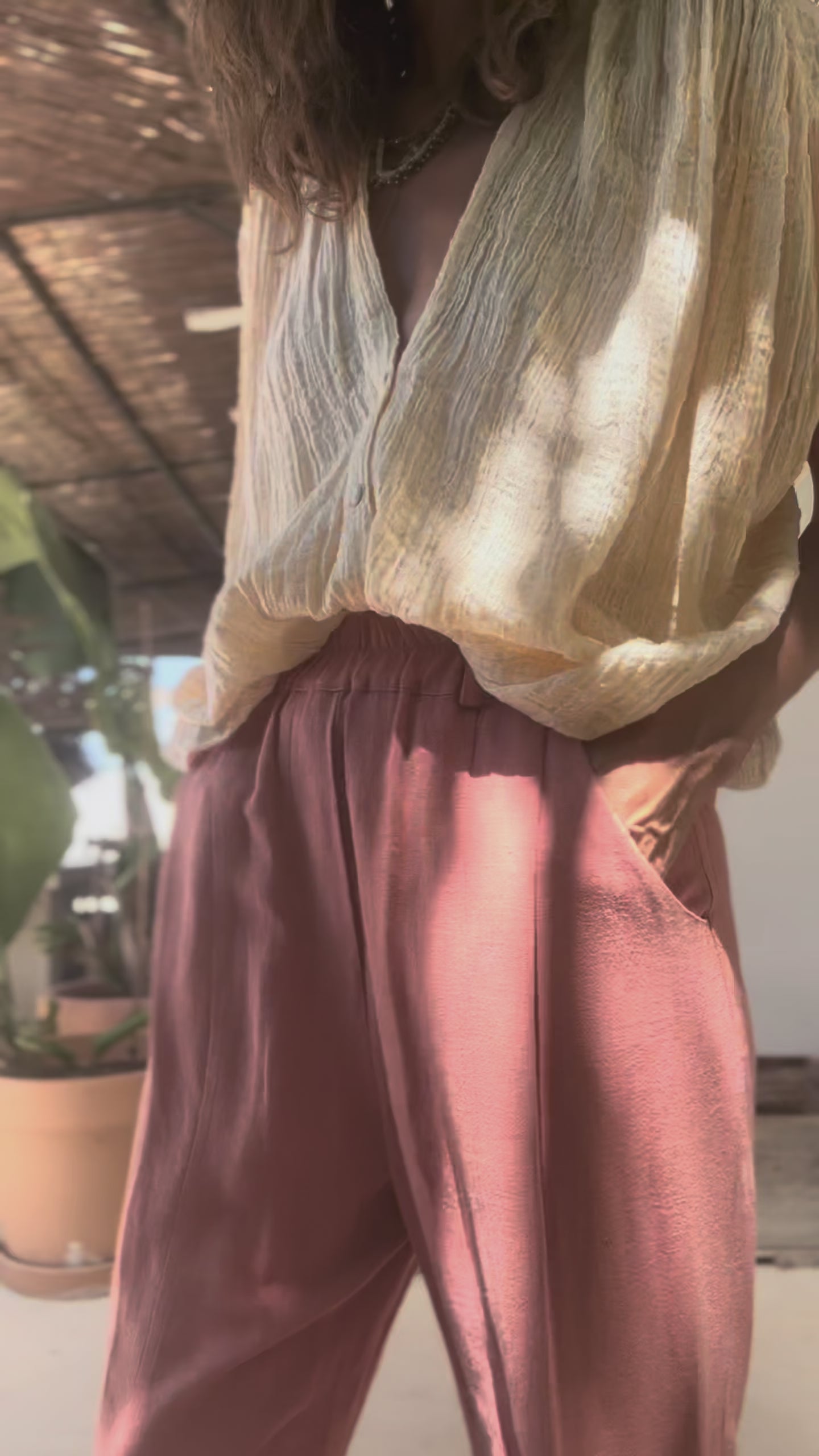 Video laden: TIANA · Bluse