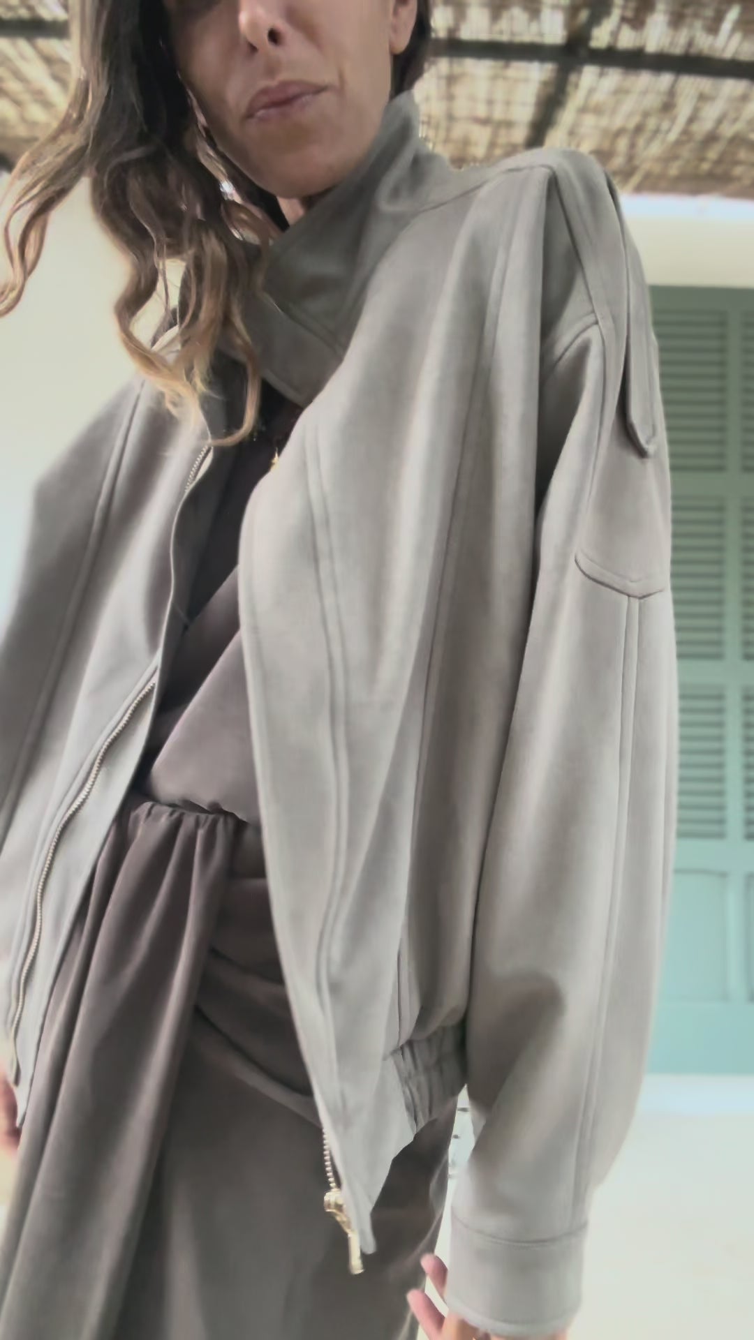 Cargar vídeo: AGNES SUEDE • Chaqueta