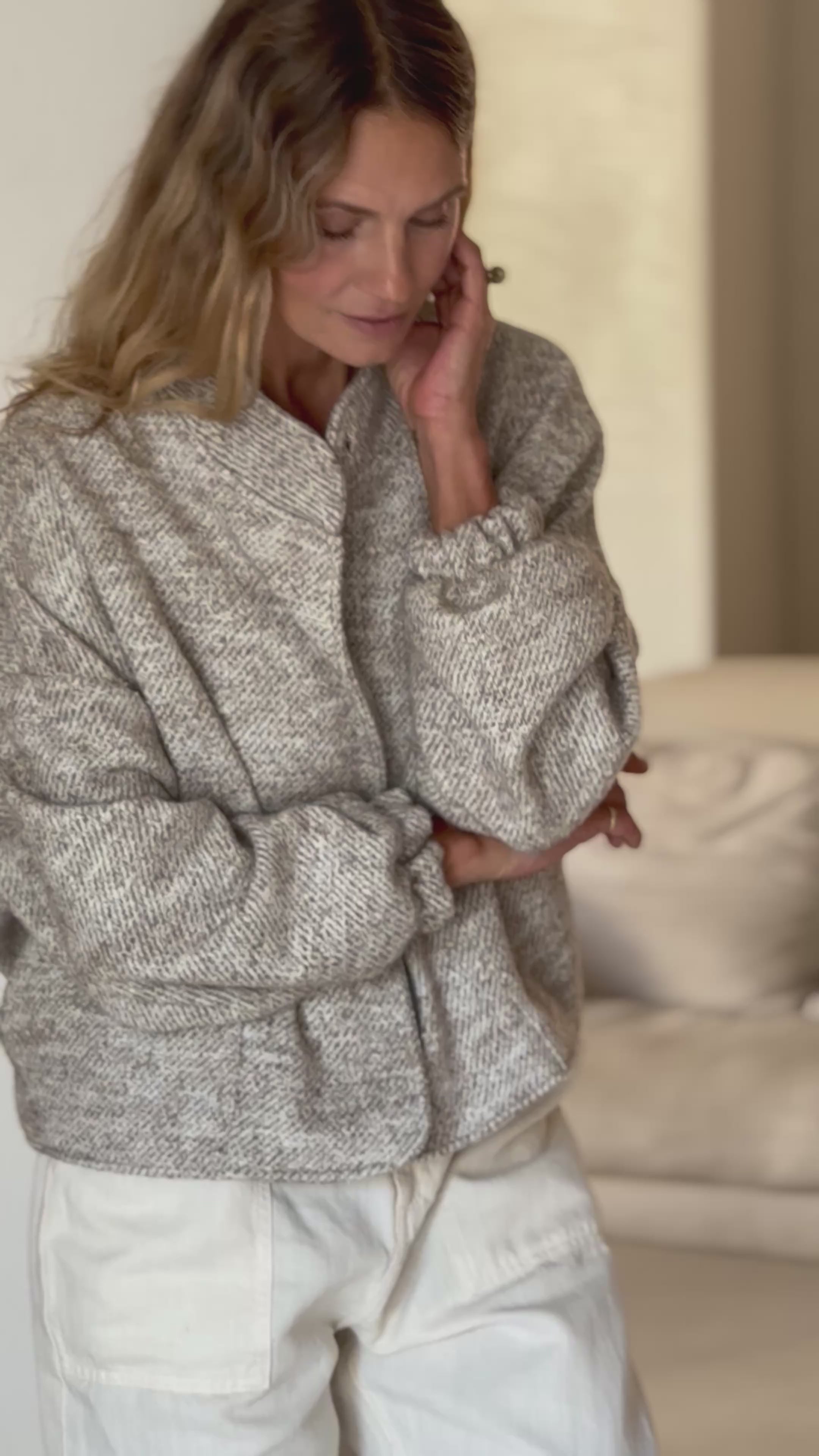 Cargar vídeo: PIGA • Bomber