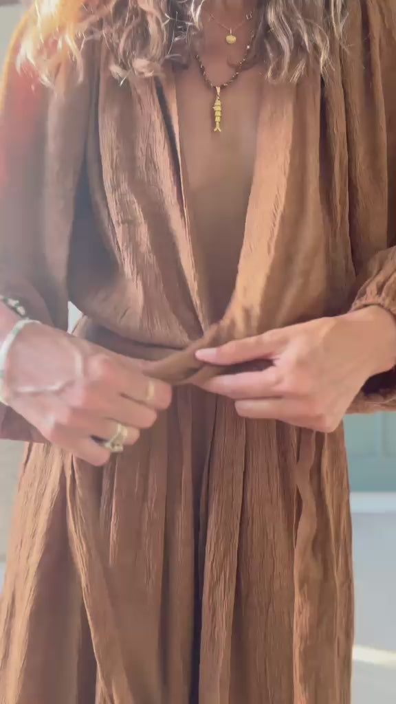 Cargar vídeo: SALLY • Blusa